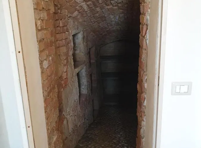 Gasthuis Olivola 4*